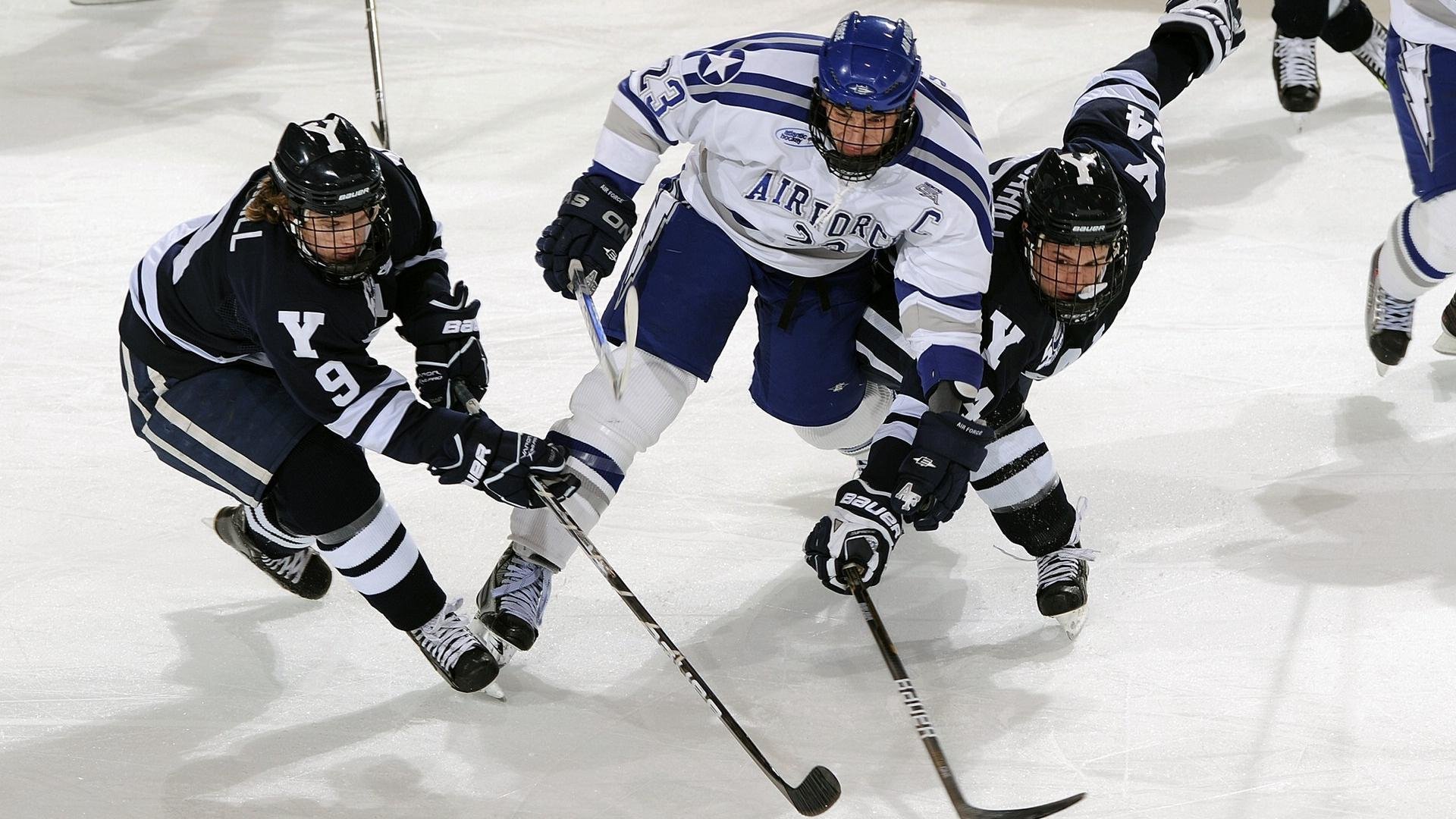 寻求破门：柏林联盟对决弗赖堡求首胜，柏林联对法兰克福比分预测